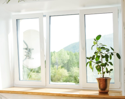 Трехстворчатые окна